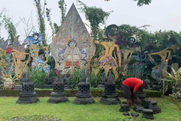 Wisata-Sambil-Belajar-Sejarah-Candi-di-Borobudur-Park-2